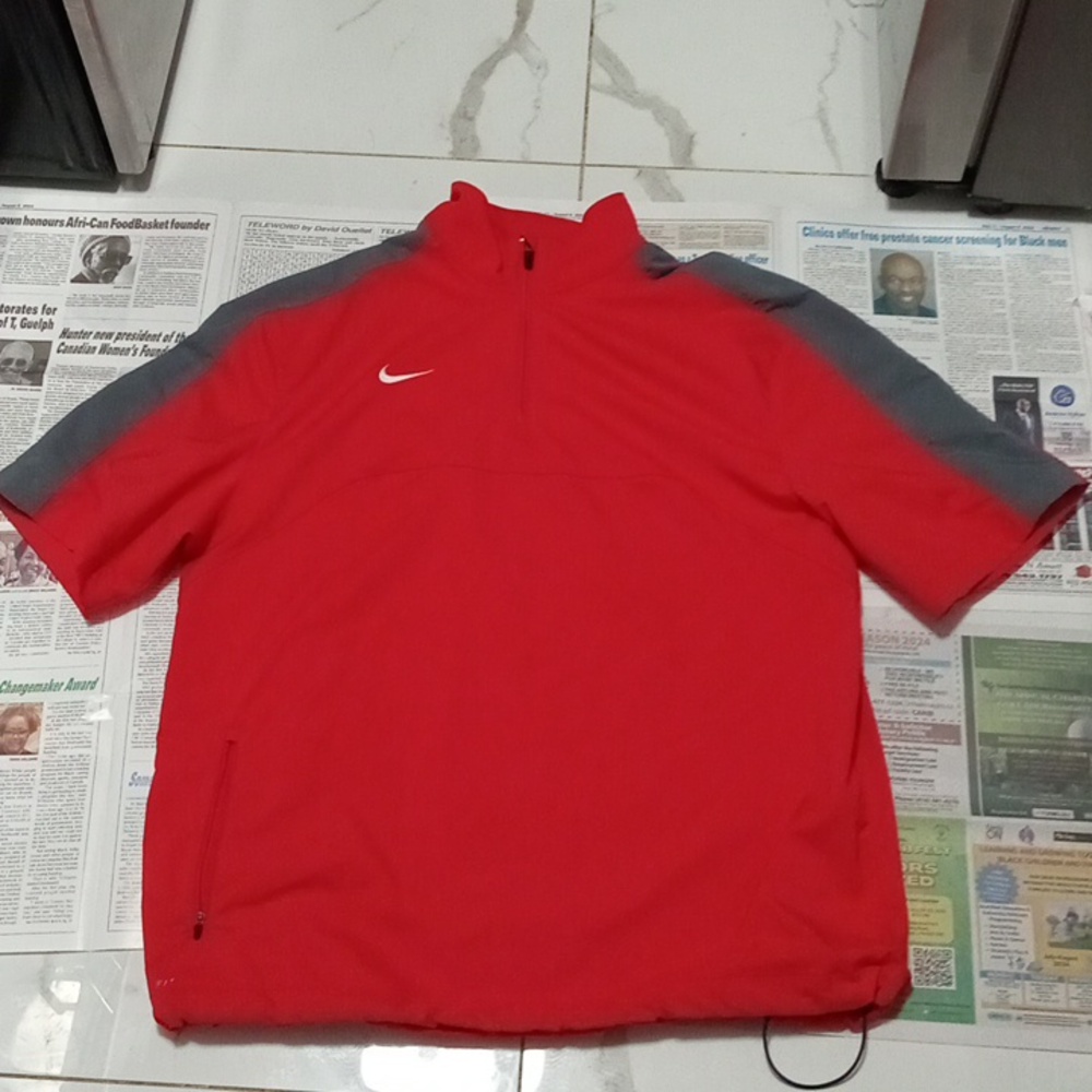 Mens Nike Dri Fit Shirt Jacket Red/Grey L